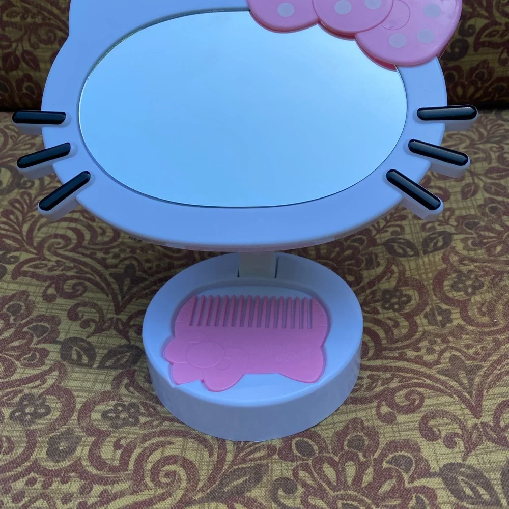 Hello Kitty hello kitty